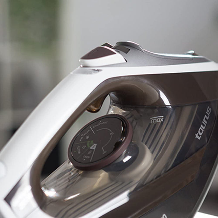 Taurus Steam Iron GEYSER ECO 2600