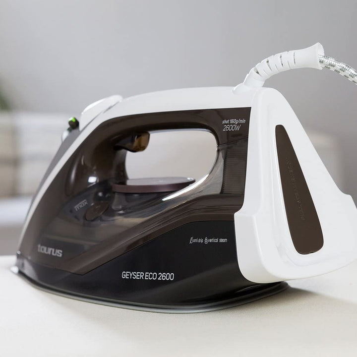 Taurus Steam Iron GEYSER ECO 2600