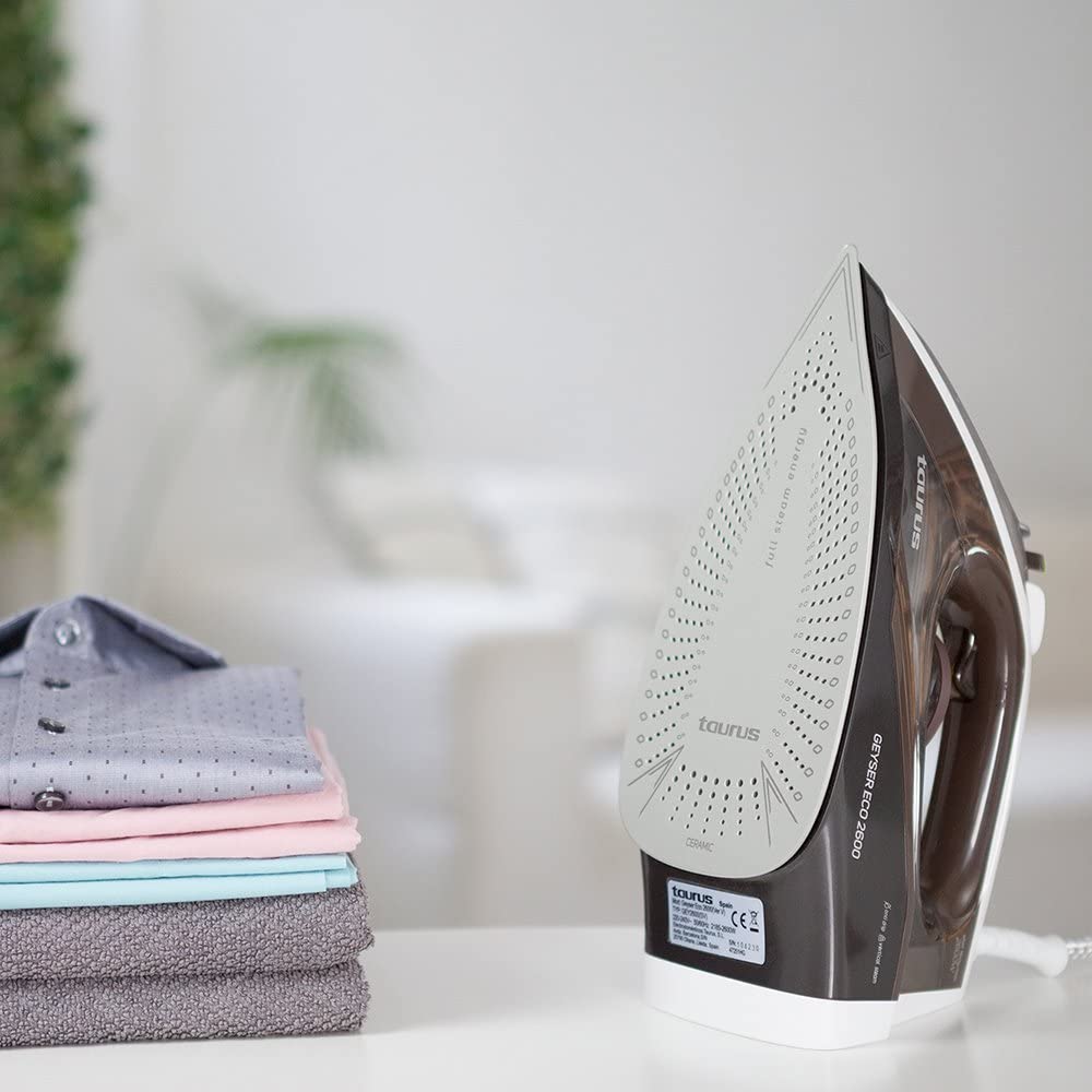 Taurus Steam Iron GEYSER ECO 2600