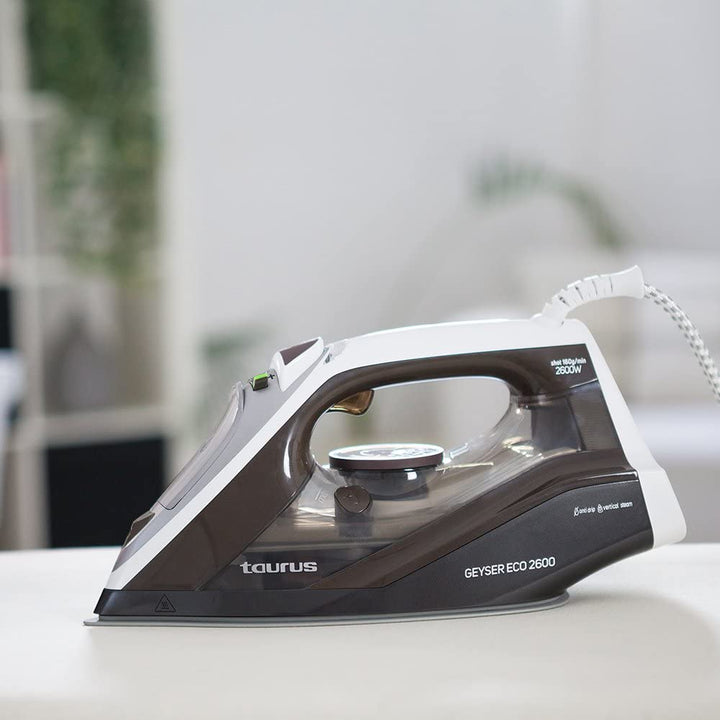 Taurus Steam Iron GEYSER ECO 2600