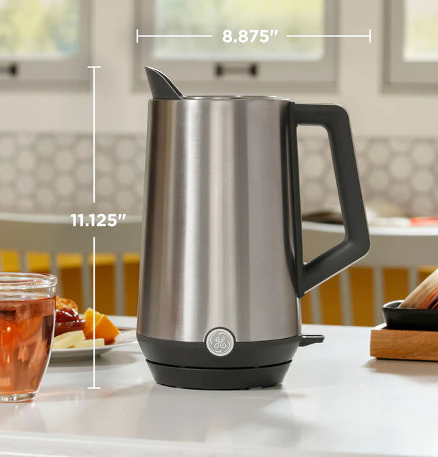 GE Appliances Cool Touch Kettle with Manual Control G7KE17SSPSS